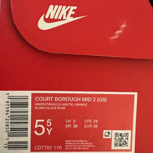 Youth Court Borough Mid2 basketball shoes 5.5Y - Picture 7 of 8